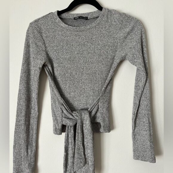Zara grey long-sleeved, crew neck sweater. Wide side ties, good condition, S - Picture 1 of 8